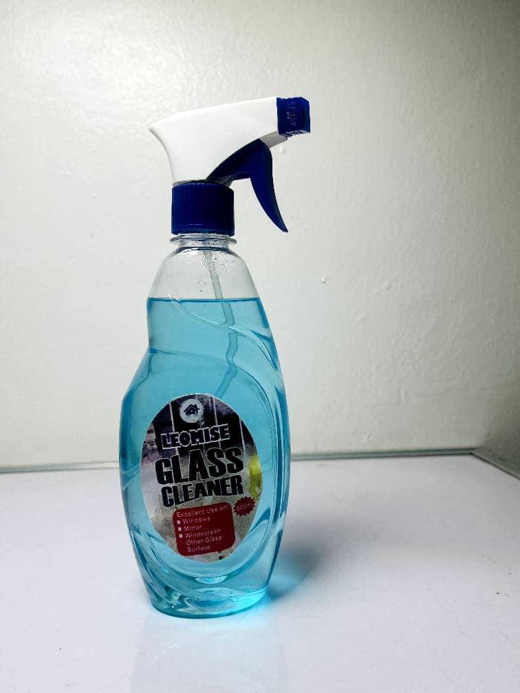 Leomise Glass Cleaner